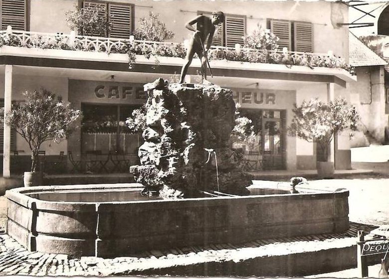 1 – Fontaine du Pêcheur © Pays Ornans Patrimoine