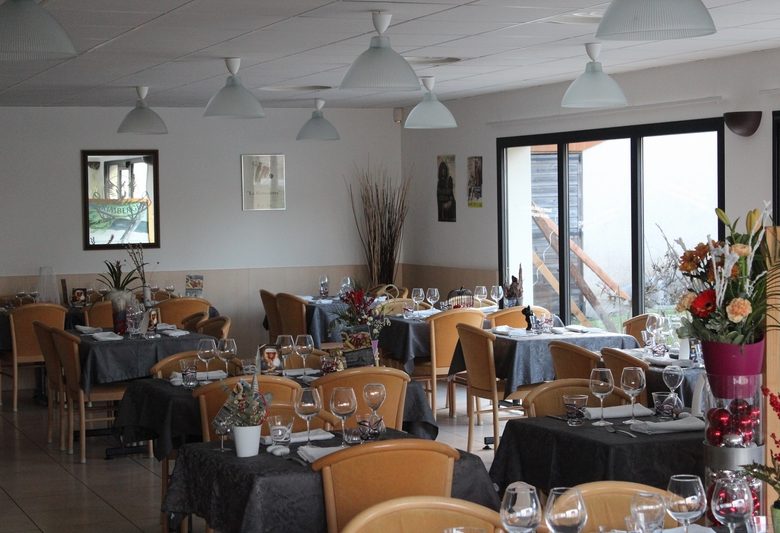 RESTAURANT – LE CHAMP DES LYS_1