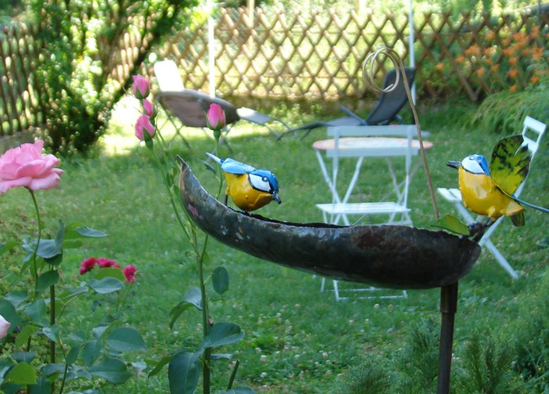 jardin-bucolique-greniers