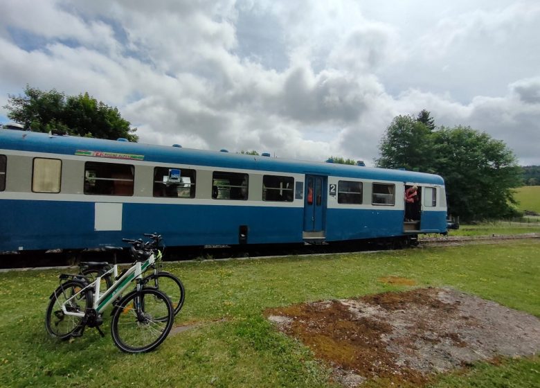 balade à vélo et train des horlogers